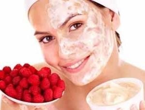 berry mask for face rejuvenation