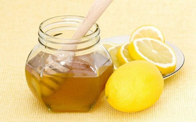 honey and lemon for a regenerating mask